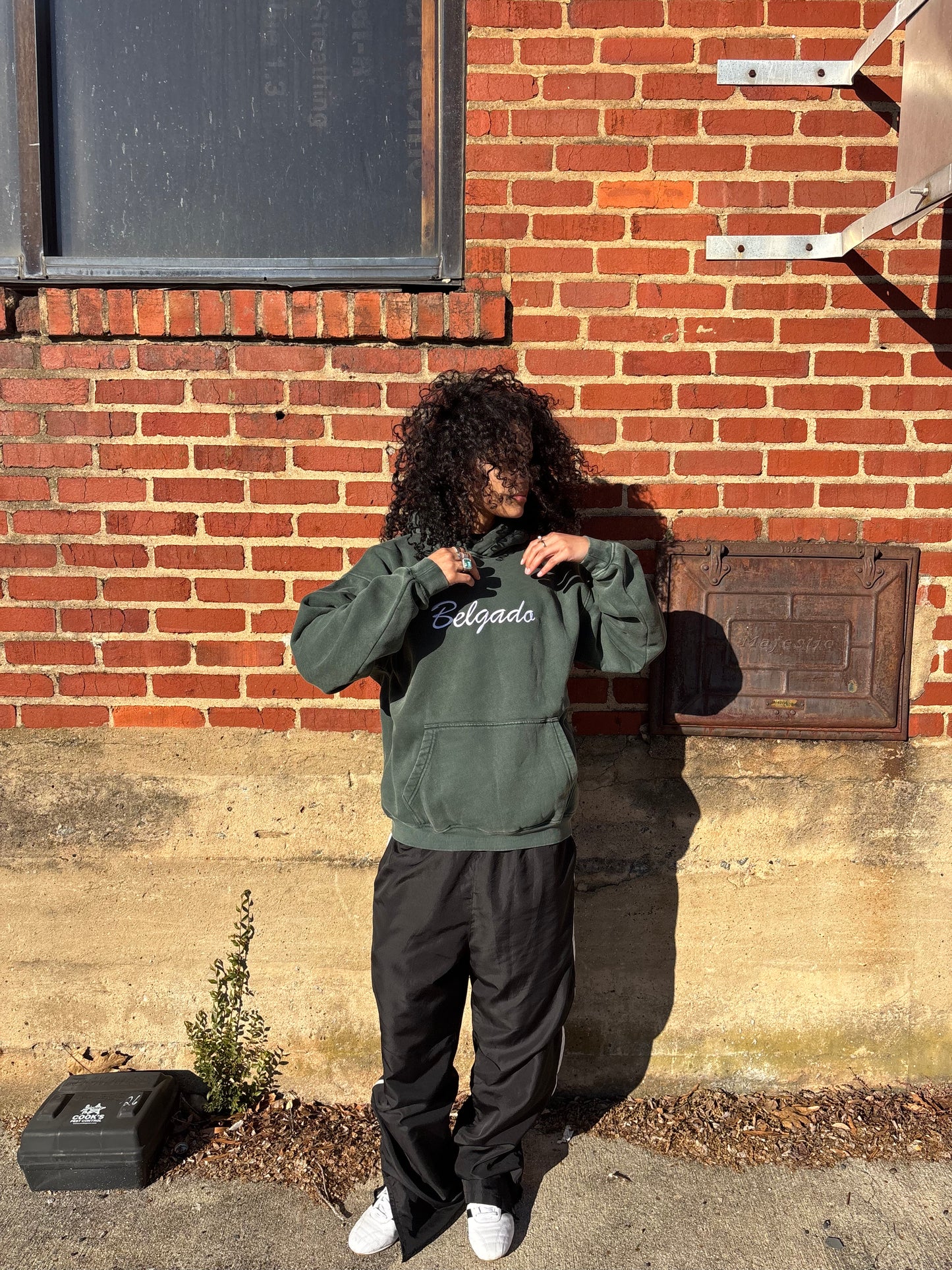 BELGADO CLASSIC SCRIPT HOODIE